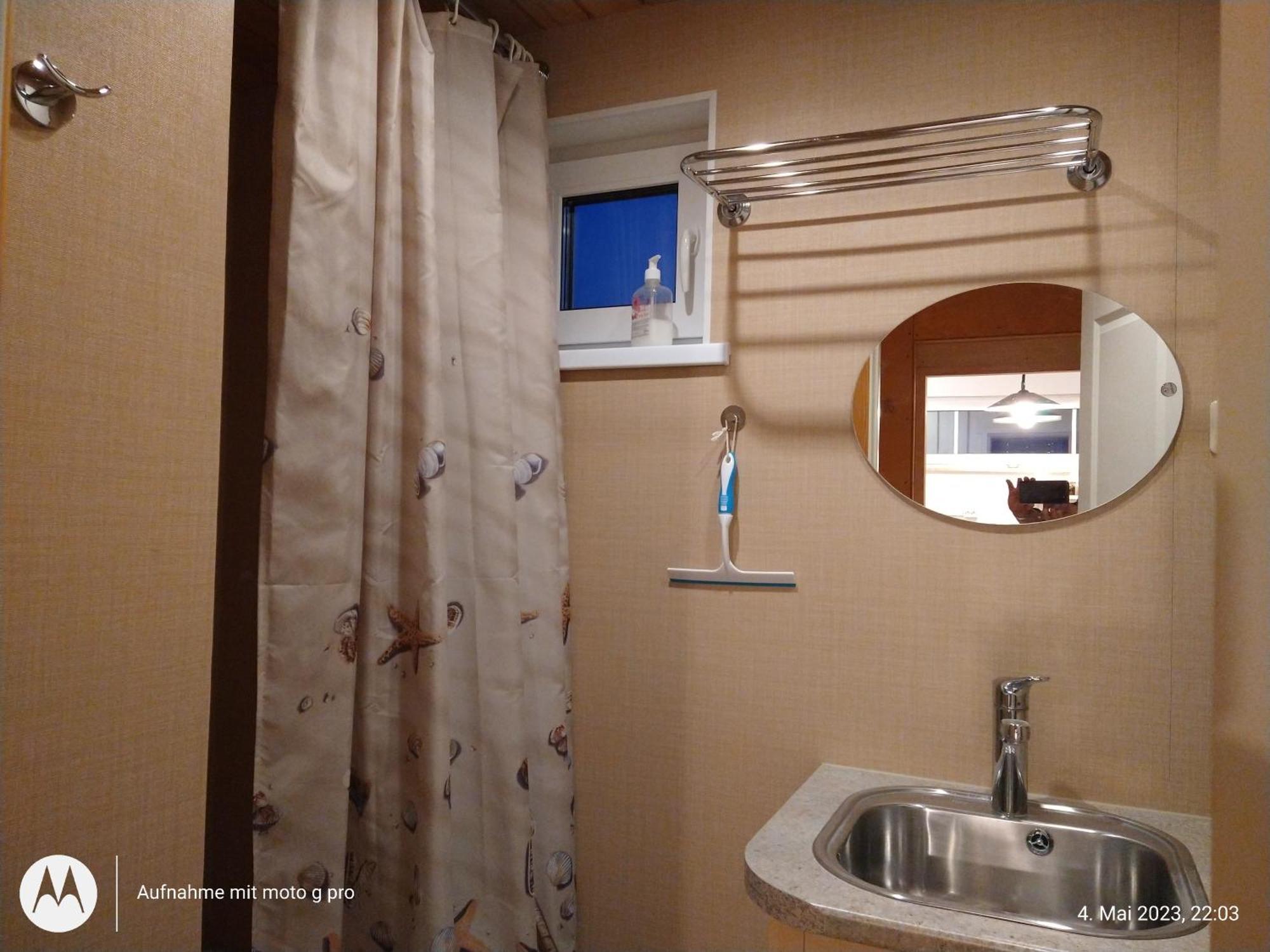 Lahemaa Kohvikann B & B, Caravan Park Palmse Bilik gambar