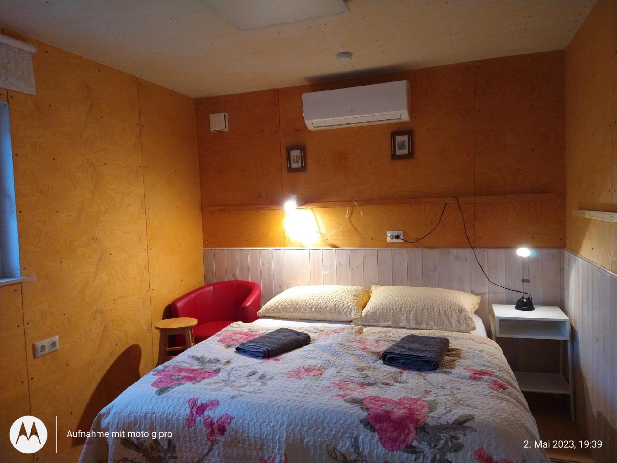Lahemaa Kohvikann B & B, Caravan Park Palmse Bilik gambar