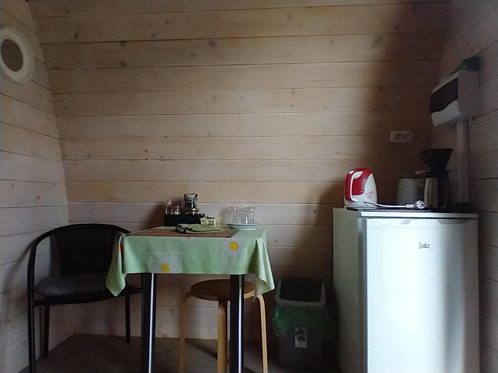 Lahemaa Kohvikann B & B, Caravan Park Palmse Bilik gambar