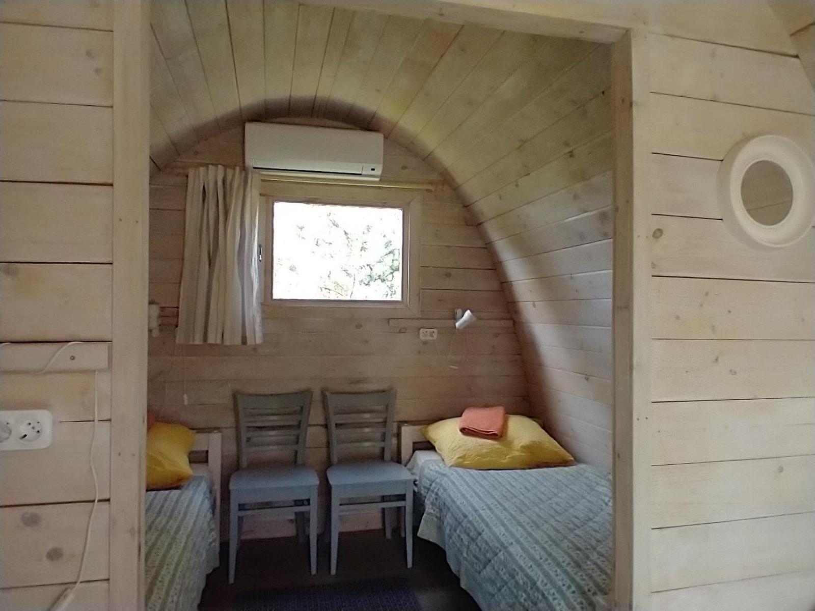 Lahemaa Kohvikann B & B, Caravan Park Palmse Bilik gambar